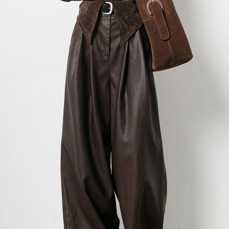 Vintage brown leather women’s pants